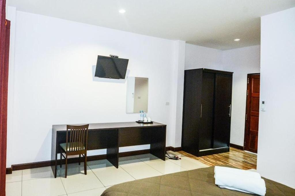 Nangrong Garden Home Екстериор снимка